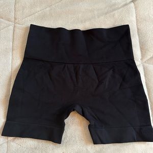 Set Active Mini Bike Shorts—Size Medium